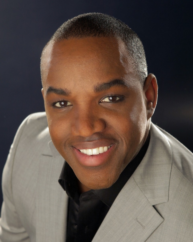 Lawrence Brownlee - BROWNLEE_Photo_Credit_Ken_Howard-940x1175