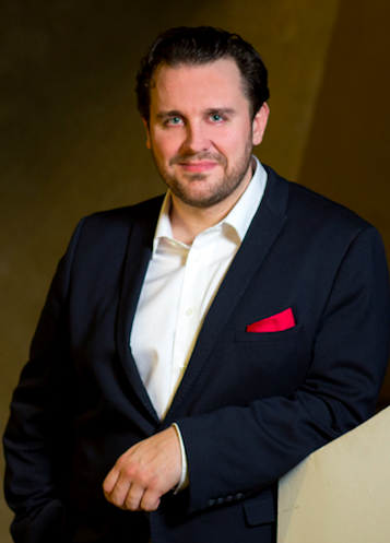 Michael Spyres — držiteľ Chevalier des Arts et des Lettres a víťaz International Opera Award 2023 v kategórii najlepší mužský operný spevák.